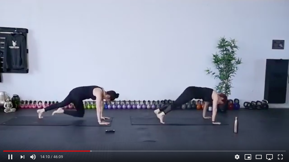 Live Workout Yoga HIIT